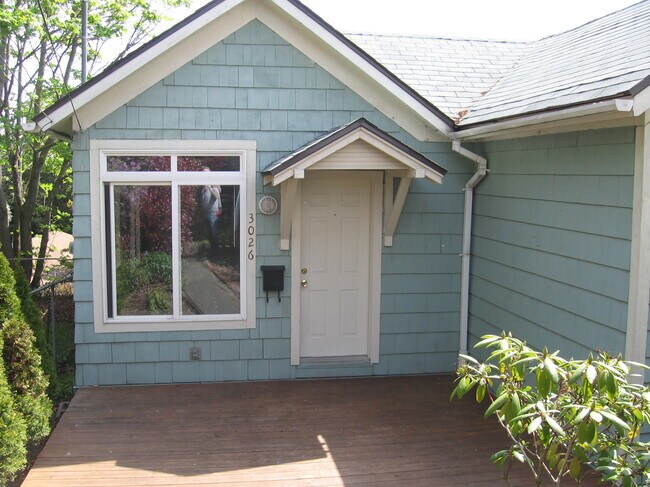 Foto del edificio - 3026 21st Ave W
