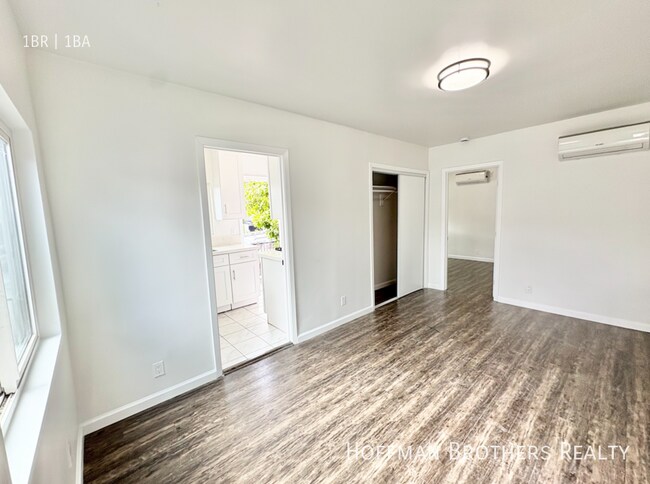 Building Photo - 2630 Arvia St