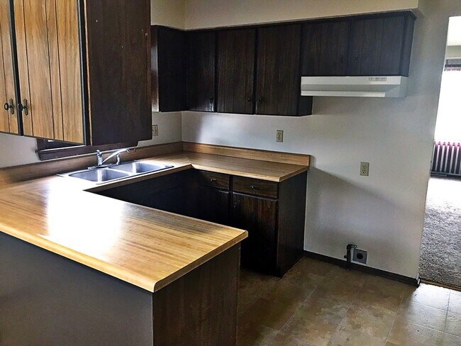 Foto del edificio - 10830 W Florist Ave