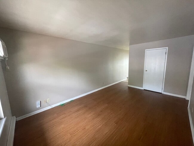 Interior Photo - Windsor West Apartments Homes