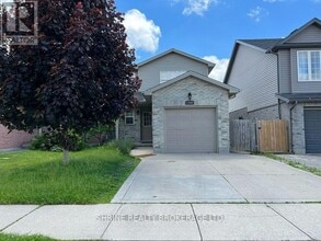 Building Photo - 1050 Kimball Crescent