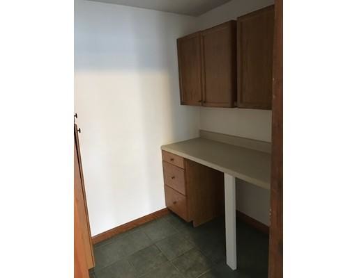 Building Photo - 17 Dickinson Hill Rd