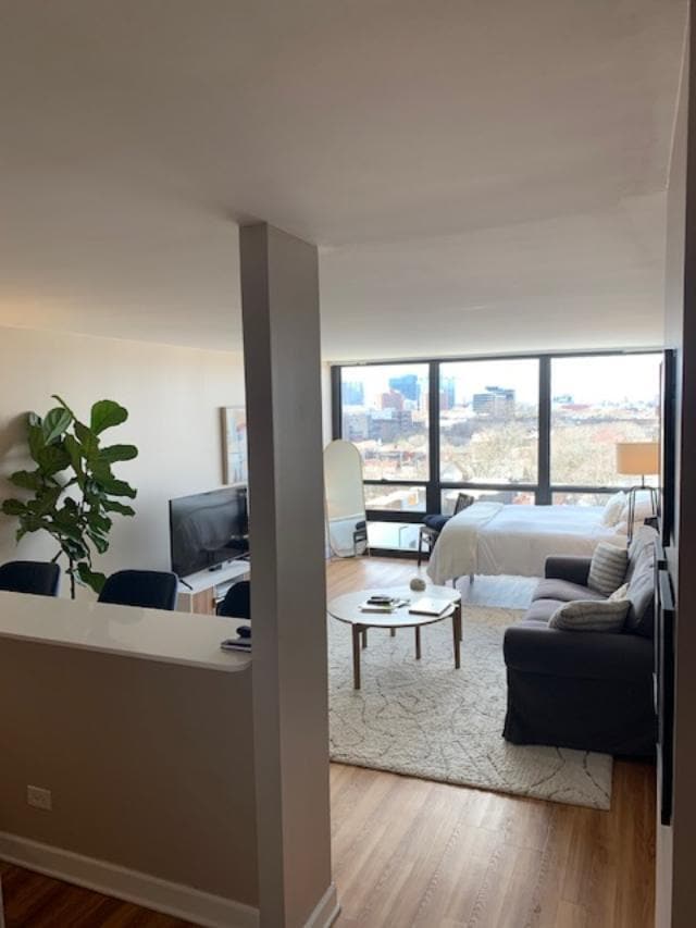 Building Photo - 1636 N Wells St