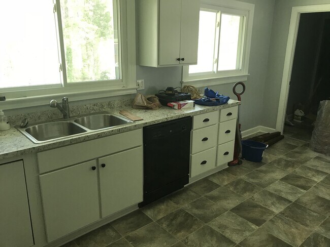 Building Photo - 1209 Clifton St