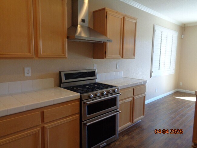Building Photo - Beautiful West Lancaster Pool Home Offering 1871 sq. ft.
