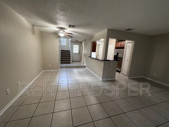 Building Photo - 5980 Scotchwood Glen