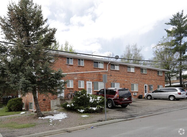Building Photo - 5701 S Pearl St