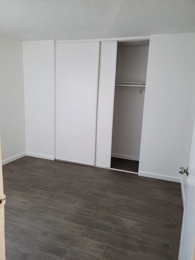 Foto del edificio - 38572 10th Pl E