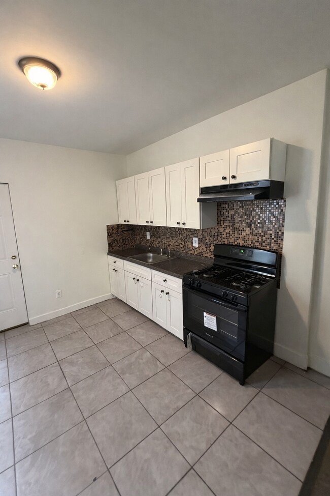 Foto del edificio - 52 N Dewey St