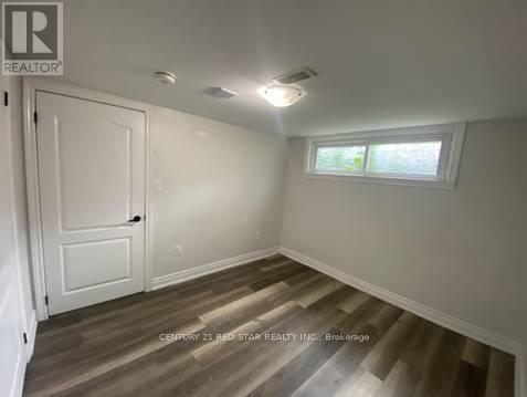 Building Photo - 10 Beattie Ave