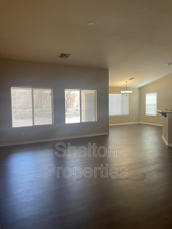 Foto del edificio - 25652 W Magnolia St