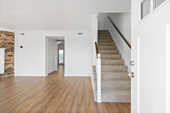 Foto del edificio - 5600 Country Dr