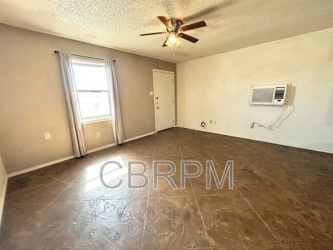 Foto del edificio - 4606 Erskine St