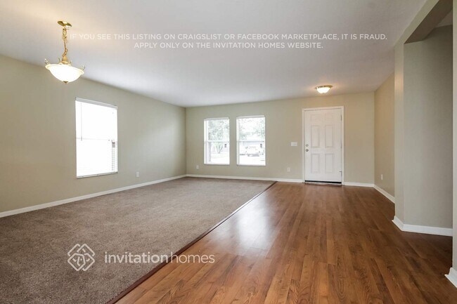 Building Photo - 11170 Golden Silence Dr