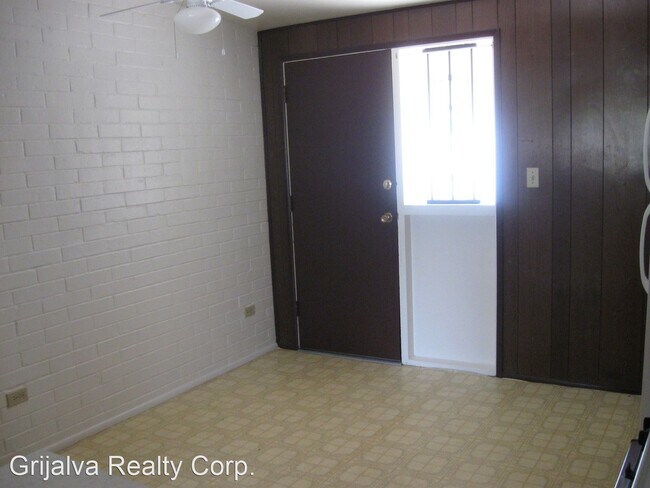 Building Photo - 2707 N Palo Verde Ave