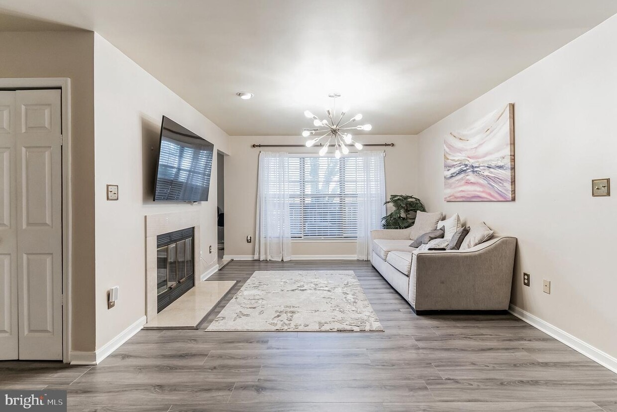11222 Raging Brook Dr Unit 214, Bowie, MD 20720 Room for Rent in