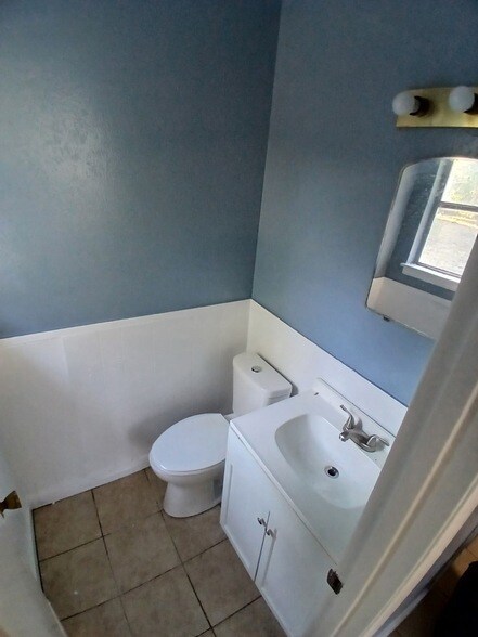 Foto del edificio - 4716 Dorsey St