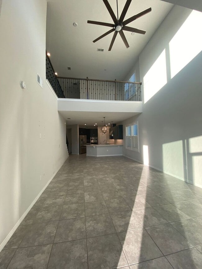 Building Photo - 3 Bedroom 3.5 Bath Home in Winter Park for...