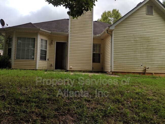 Building Photo - 240 Ashley Oaks Dr
