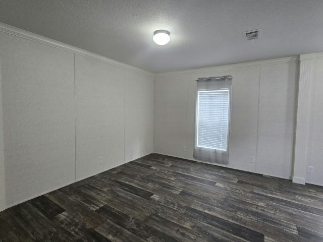 Building Photo - 20 Stebbins Dr