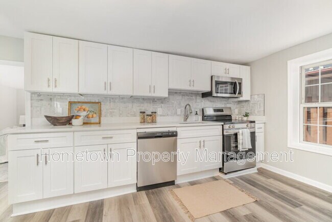 Foto del edificio - 28 W Main St