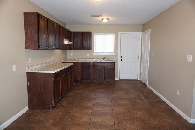 Foto del edificio - 501 E Allen Ave