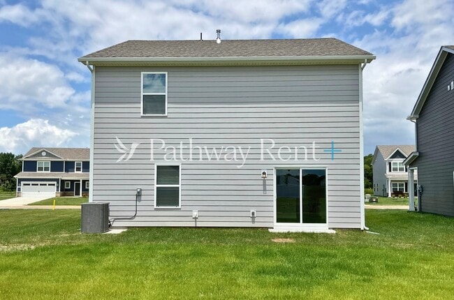 Building Photo - 3314 Quintana Dr