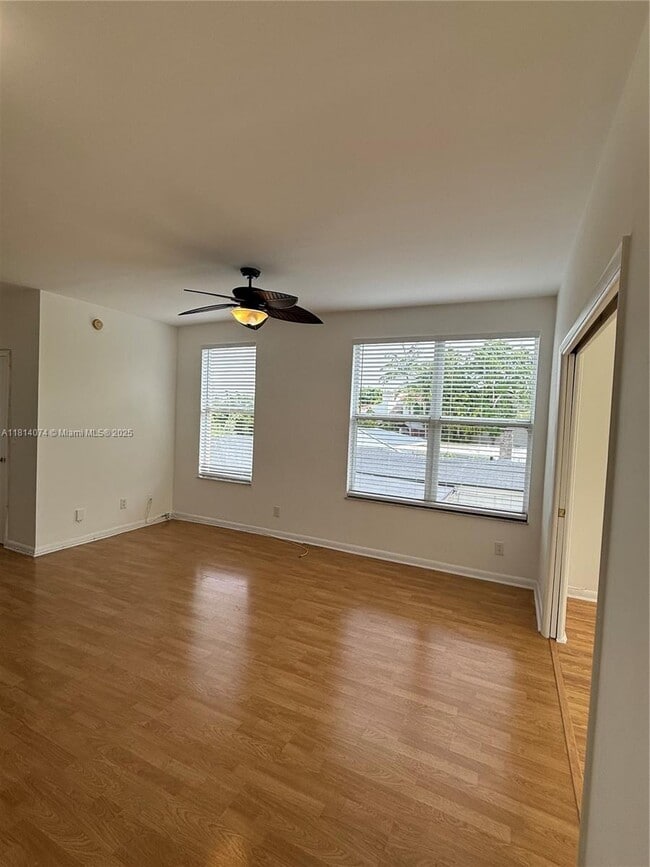Building Photo - 4215 Sheridan Ave