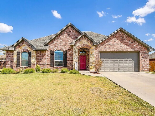 Foto del edificio - 1716 Lakeway Dr