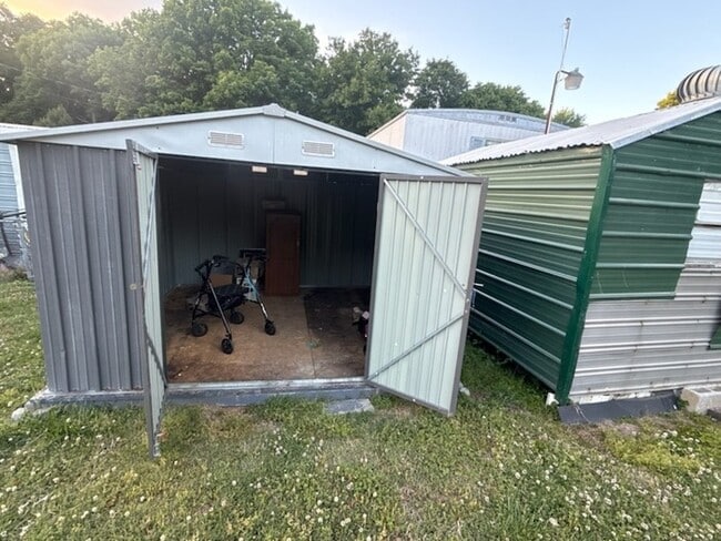 Foto del edificio - Mobile home - owner will finance