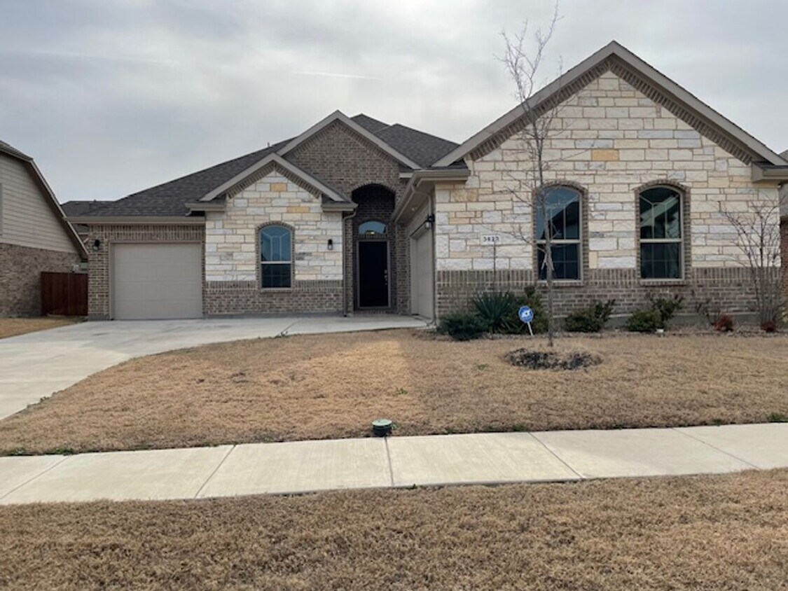 Foto principal - 3623 Hidden Hollow Drive