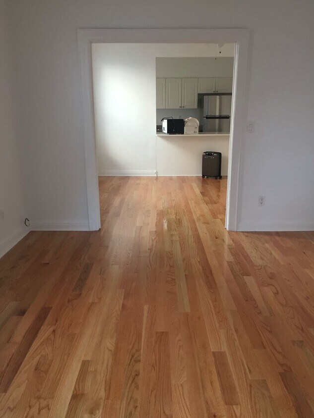 Foto principal - 367 80th St