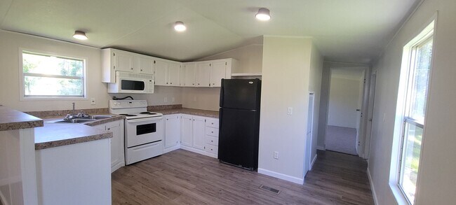 Foto del edificio - Nice 3 bedroom/2 bath home in Willow Oak M...