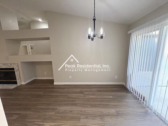 Foto del edificio - 10846 Basie Way