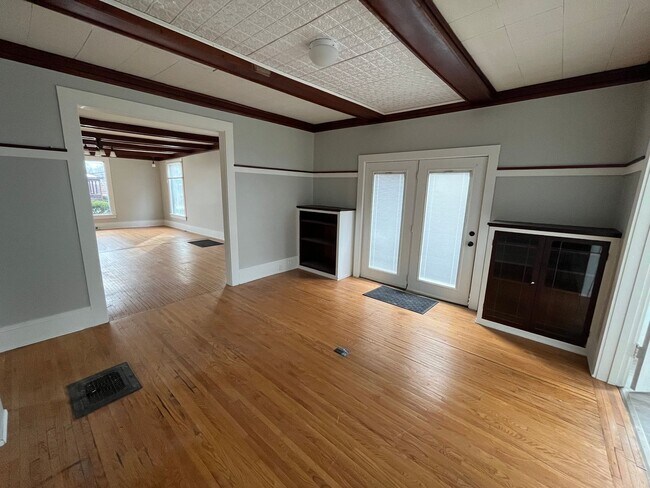 Foto del edificio - 1140 N Church St