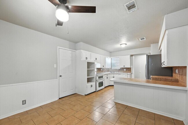 Foto del edificio - QUAINT 3 Bed, 2 Bath Home in Mckinney, TX!...