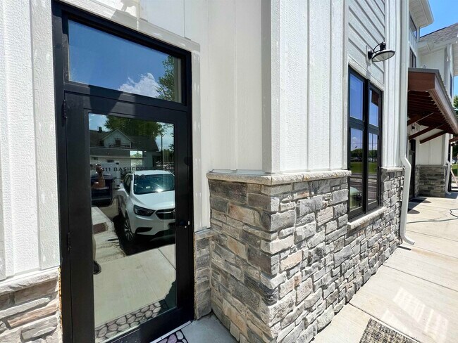 Foto del edificio - 5411 Bashford St