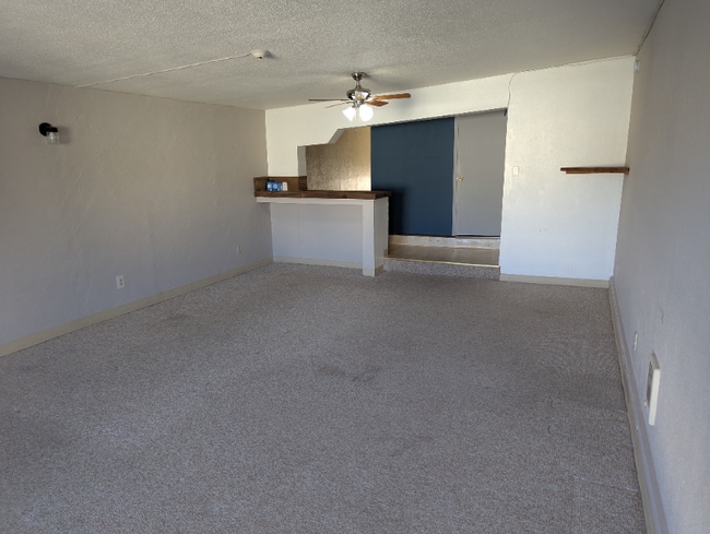 Photo - 1717 SE Clatsop St Apartment