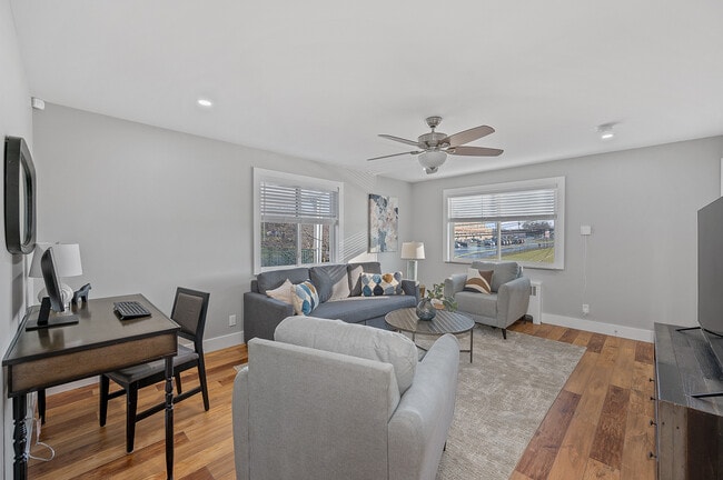 Longford - Longford Apartment