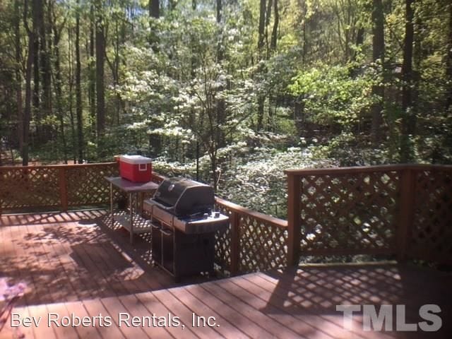 Building Photo - 4 br, 2.5 bath House - 307 King George Loop