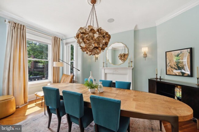 Foto del edificio - 1854 3rd St NW