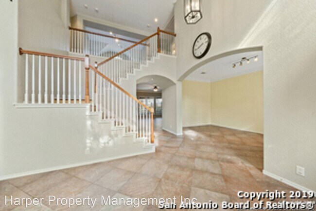 Building Photo - 4 br, 3 bath House - 614 Cypress Trail