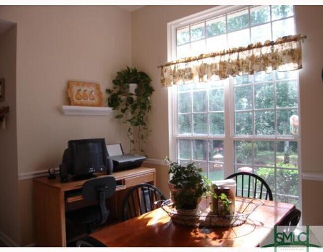 Foto del edificio - Available June 12!! $2500 a month!!!