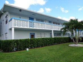 Building Photo - 124 Oakridge H