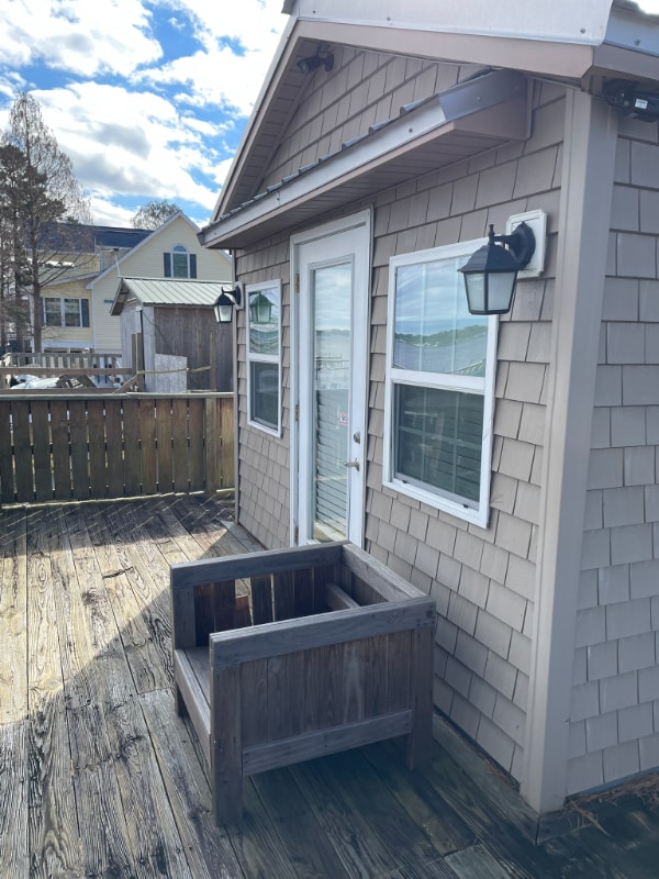 Building Photo - 113 Portside Dr