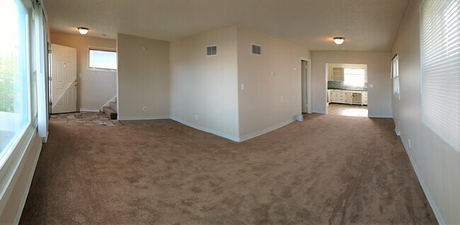 Foto del edificio - 2+ Bedroom Home in Laurel - Minutes Away From Billings, Easy Access to I90!