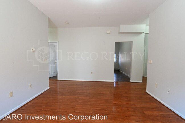 Building Photo - 207 Wethersfield Ave