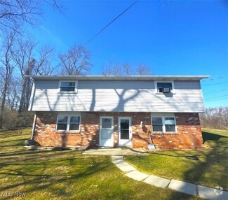 Building Photo - 346 Township Rd