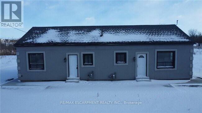 Photo du bâtiment - 4049 Hwy 6