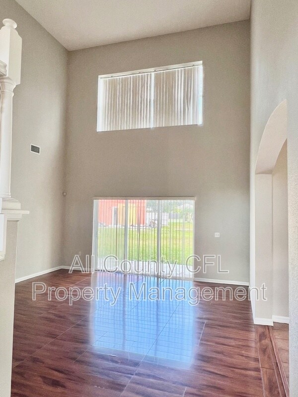 Foto del edificio - 705 Fulmar Ct